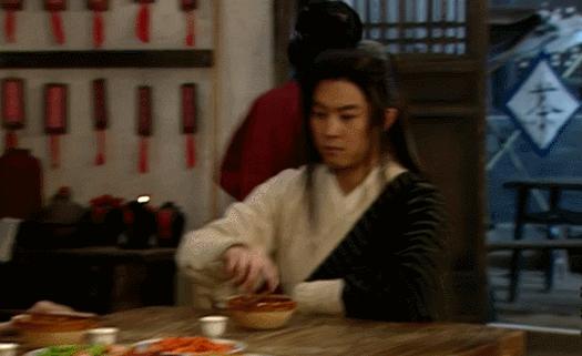 武林外传吃肉名场面,武林外传顿顿吃肉