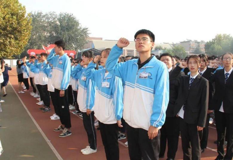 职业技术学校和高等专科哪个好,高等专科学校跟学院有哪些不同