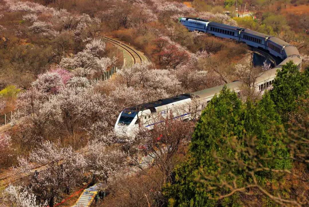 燕山对北京的影响有多大,北京旁边山脉是否叫燕山山脉
