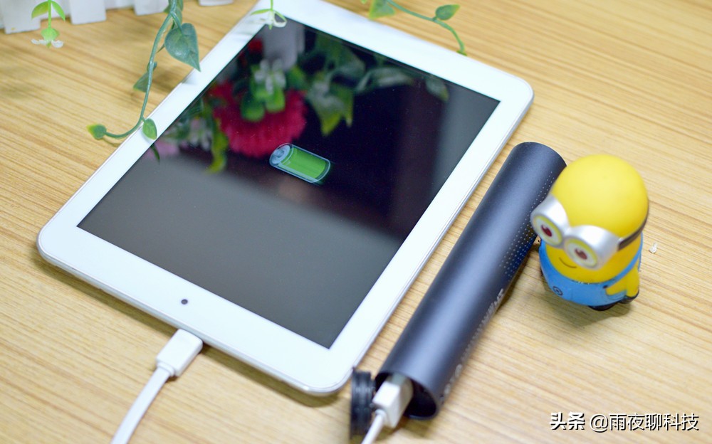 小米生态链强光手电筒,小米超亮手电筒