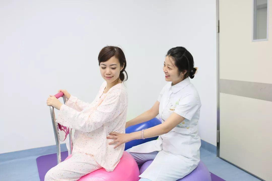 胎儿怎么从母体出来,胎儿是如何从产道娩出的