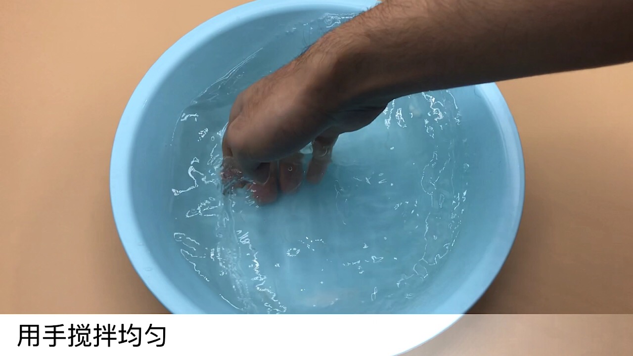 清洗毛呢大衣原来这么简单,洗毛呢大衣用什么清洗干净