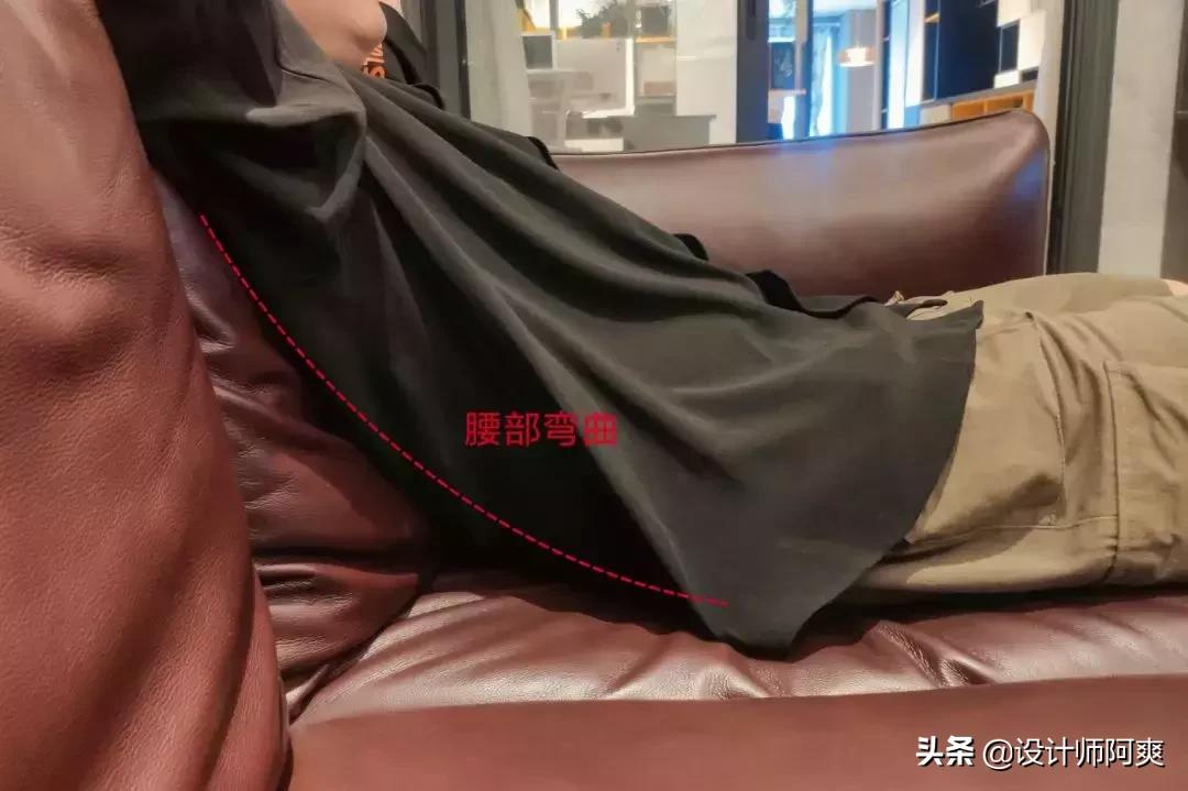 买什么材质的沙发好看又实用,选沙发看内部