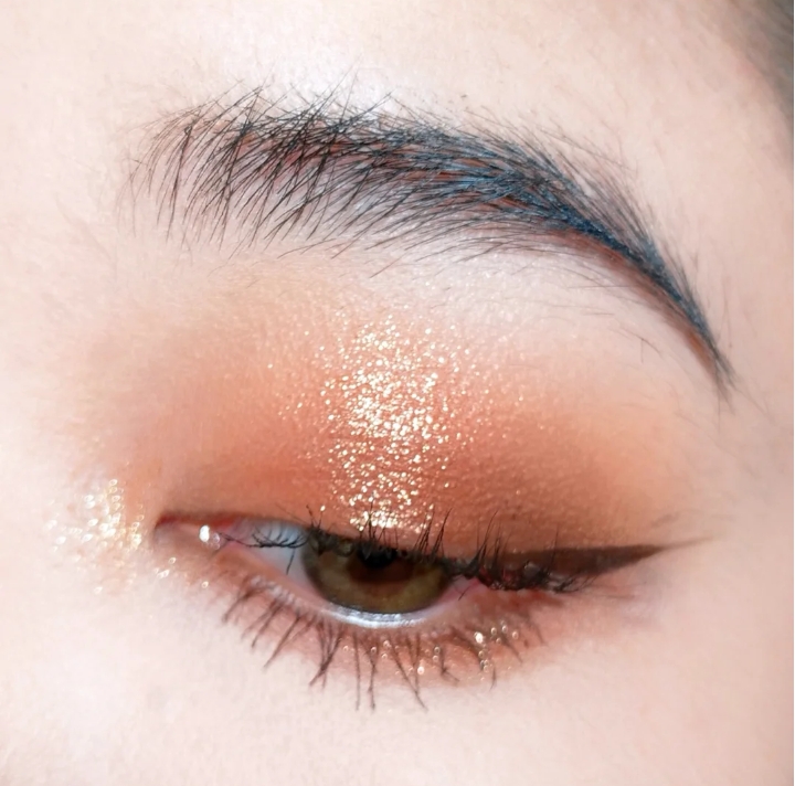 显色度高不飞粉的多色平价眼影盘,颜色多又平价的学生党眼影盘