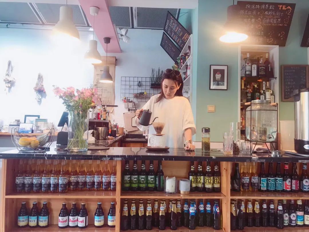 据说《怪美》中范美饰演者晨阳发布了征婚帖？看完不心动算我输