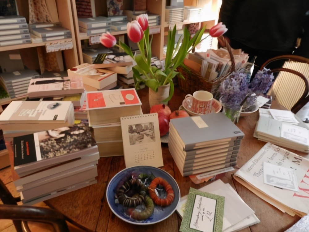 用心看世界英语,看世界的英文短语