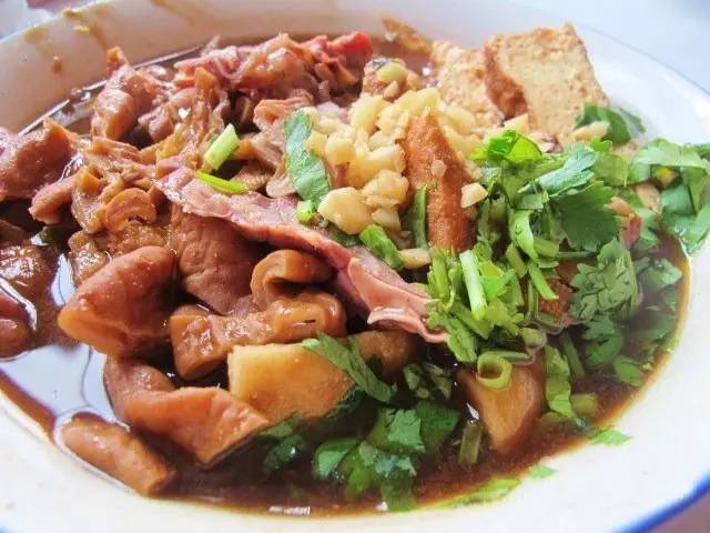 北京小肠陈卤煮哪家最正宗,北京排名第一的卤煮地址