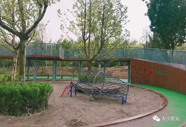 免费公园滑梯,六支沟滑滑梯公园