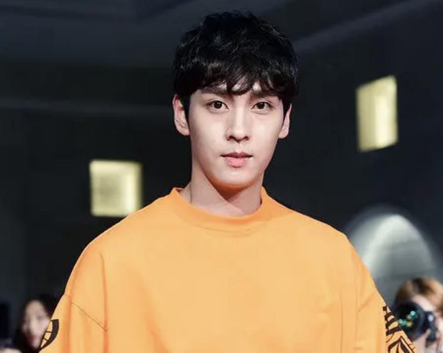 朴信惠结婚请了哪些人,韩国女星嫁给中国的有哪些