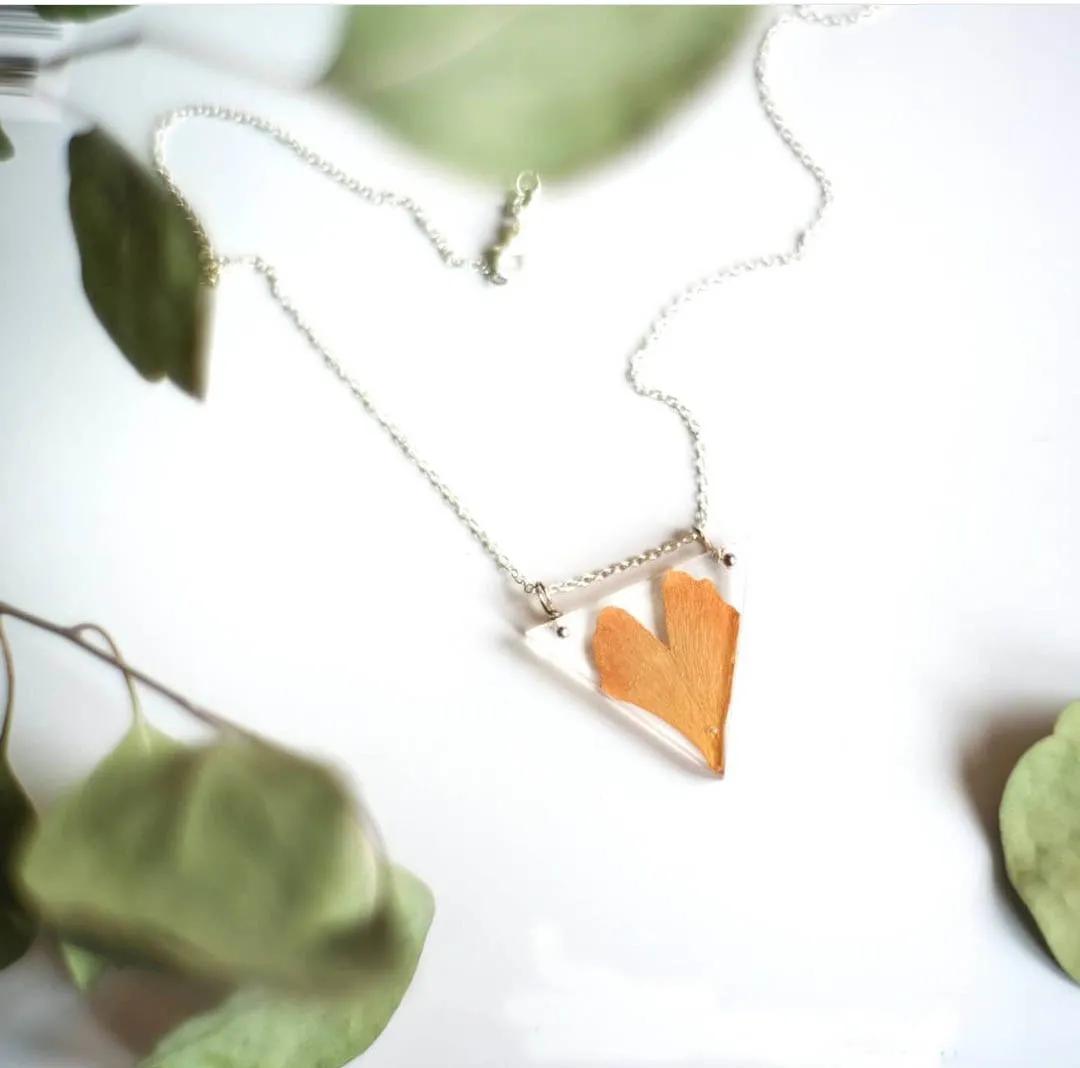 银杏叶咋做玫瑰花,银杏叶怎么做玫瑰花