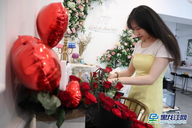 七夕节鲜花店生意火爆,七夕节花店同城榜