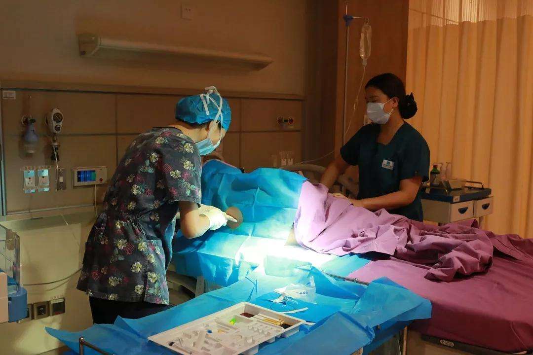 顺产最疼人的时刻,顺产最疼的是哪个阶段