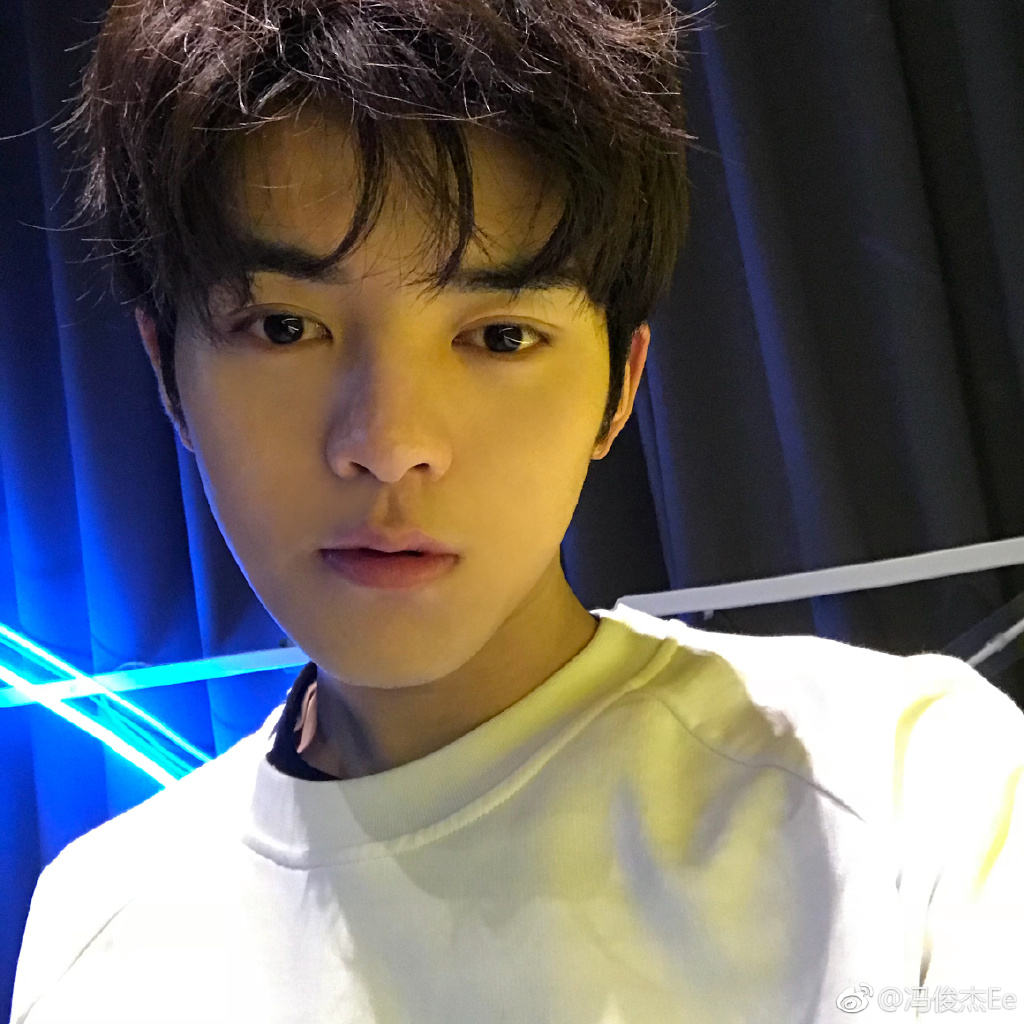 鏄撶儕鍗冪幒鐜嬭仾,鏄撶儕鍗冪幒鍜岀帇鎬濊仾鍚堢収