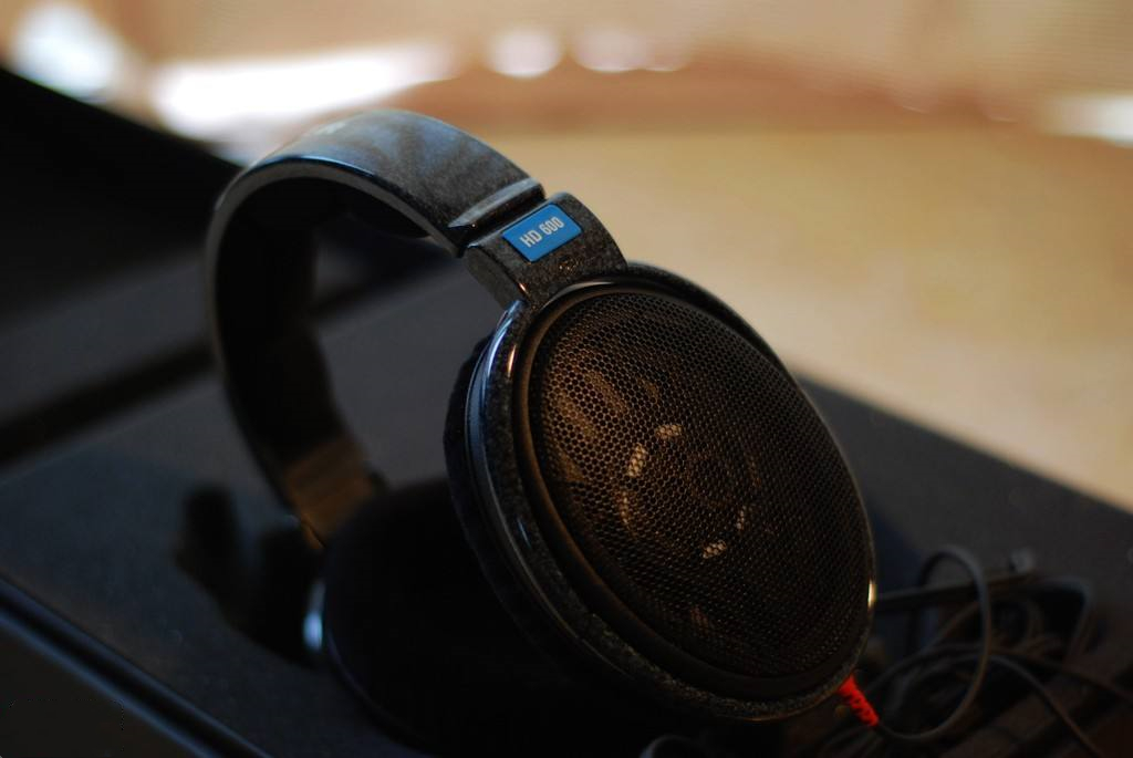 森海hd600和hd650哪个好,森海塞尔hd600和650哪个潜力大