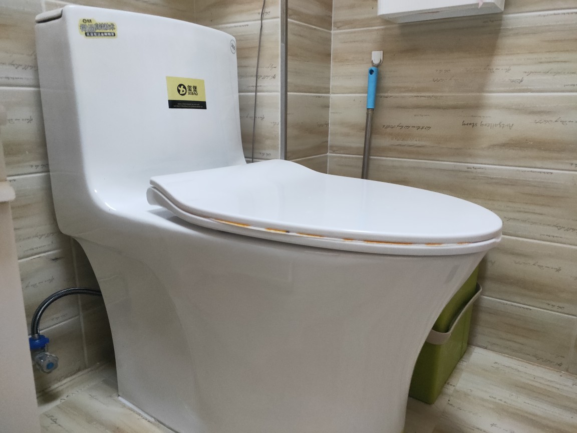 普通马桶怎么买认准这八点,选购马桶别听导购说得天花乱坠