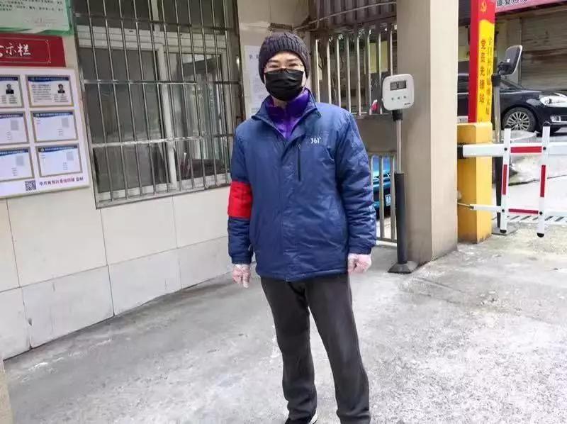 疫情防控基层人员在行动,疫情防控网格员在行动视频