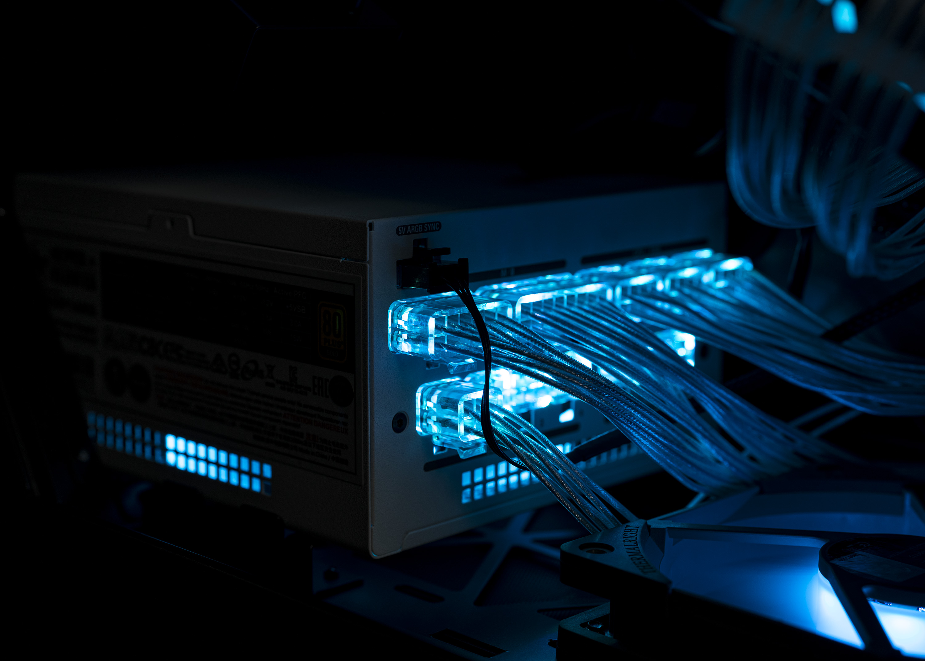 顶级机箱装机,第一次装机推荐机箱