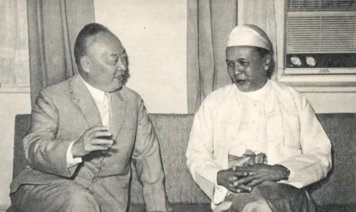 伟人足球情结:毛*东泽**踢门将,陈毅踢中锋,贺龙打造亚洲足球劲旅