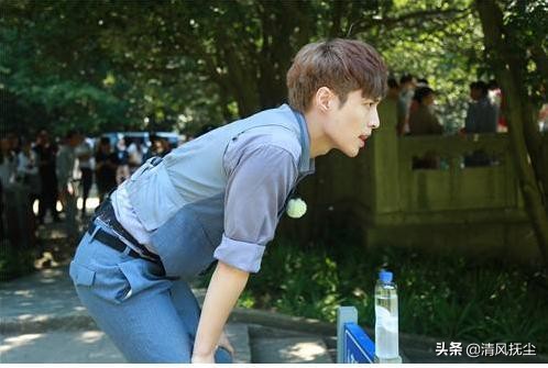 张艺兴单身后的样子,张艺兴目前单身吗