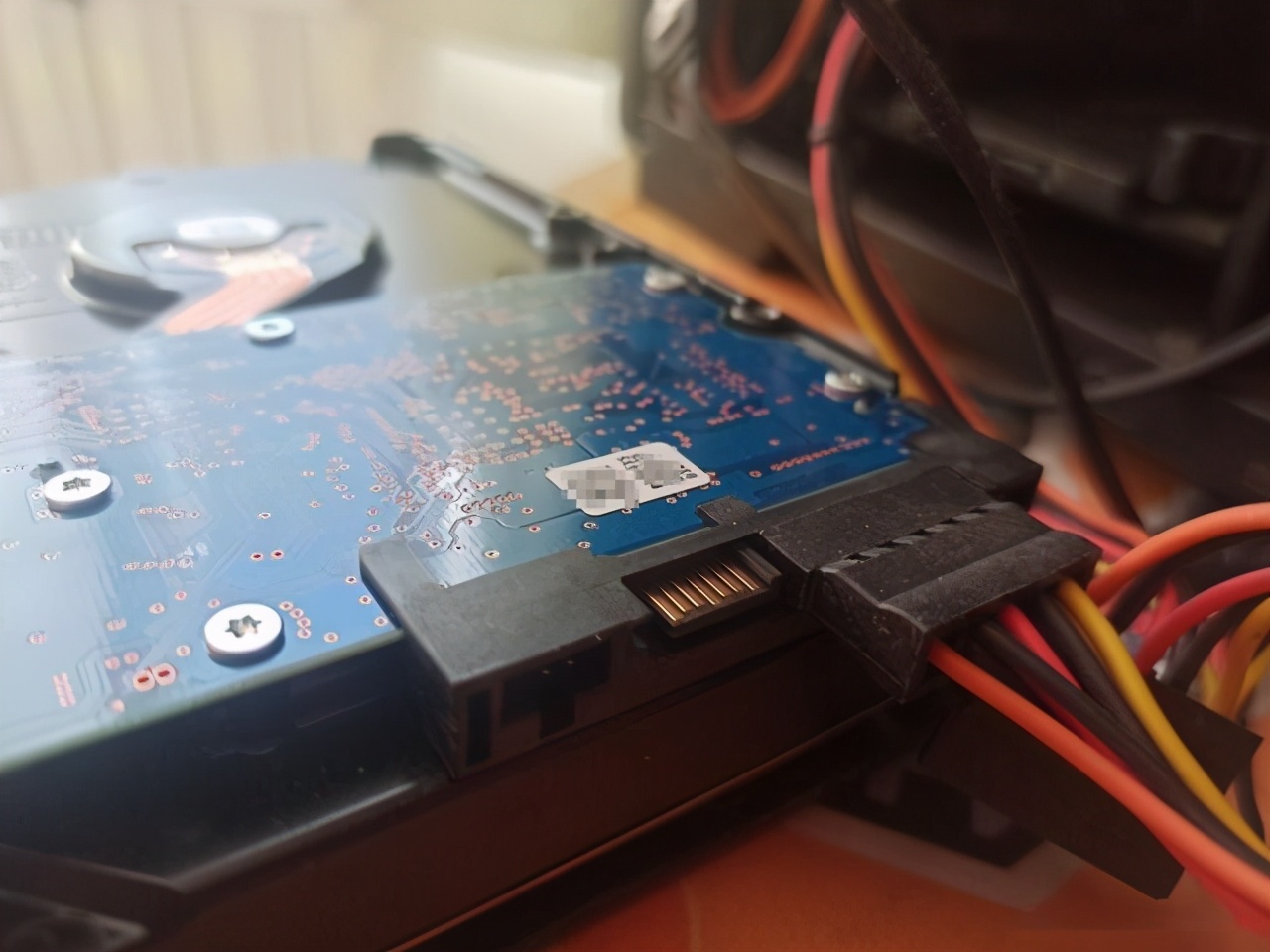 双机械硬盘怎么安装,500g固态硬盘如何安装台式电脑