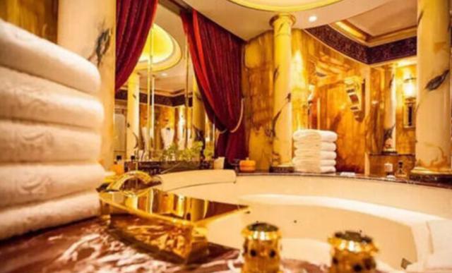 探秘世界上唯一八星级酒店,世界上唯一一家七星级大酒店