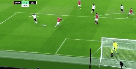 半场曼联2-0领先利兹联,半场结束曼联0比1落后伯恩茅斯