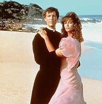 《荆棘鸟》什么样的女人，一生都逃不过被爱情“捉弄”的宿命？