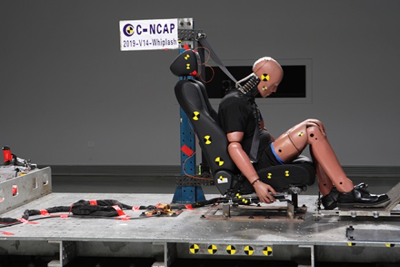 十代雅阁六年免检,第十一代雅阁安全性能