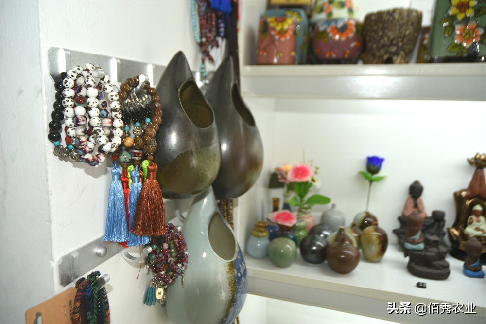 80后女青年返乡创业投资100万,80后离异女青年返乡创业投资130万