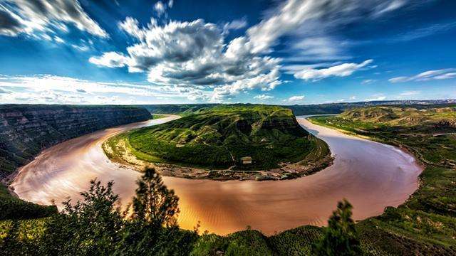 九曲黄河万里沙古诗词,九曲黄河万里沙浪淘风簸自天涯