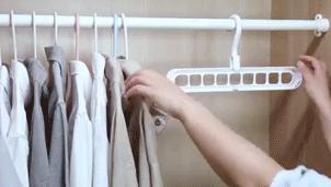 魔术衣架1个顶8个可重复使用,多功能魔术衣架轻松收纳家庭必备