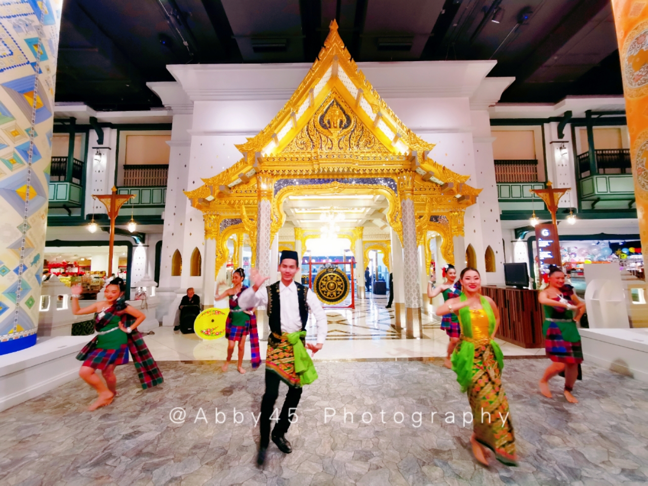 泰国旅游必去三大商场,泰国必逛商场攻略