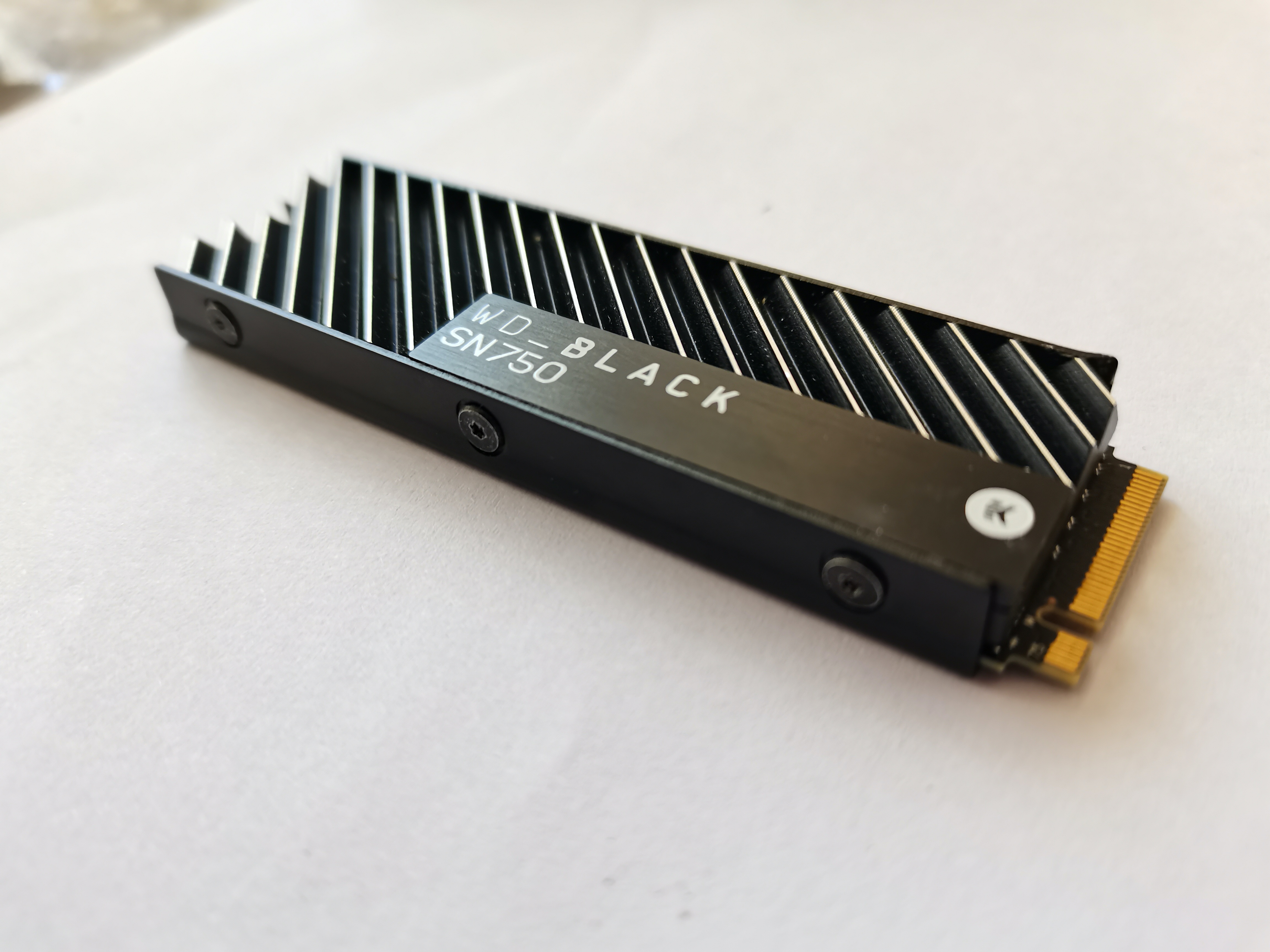 赛博朋克2077装机测试,赛博朋克2077主机版本对比