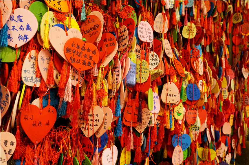 昆明一座浪漫的花城,云南四季如春风景