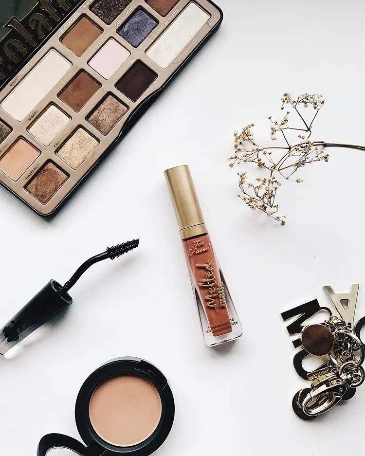 口红不沾口罩,不粘口罩的口红才是优秀的口红