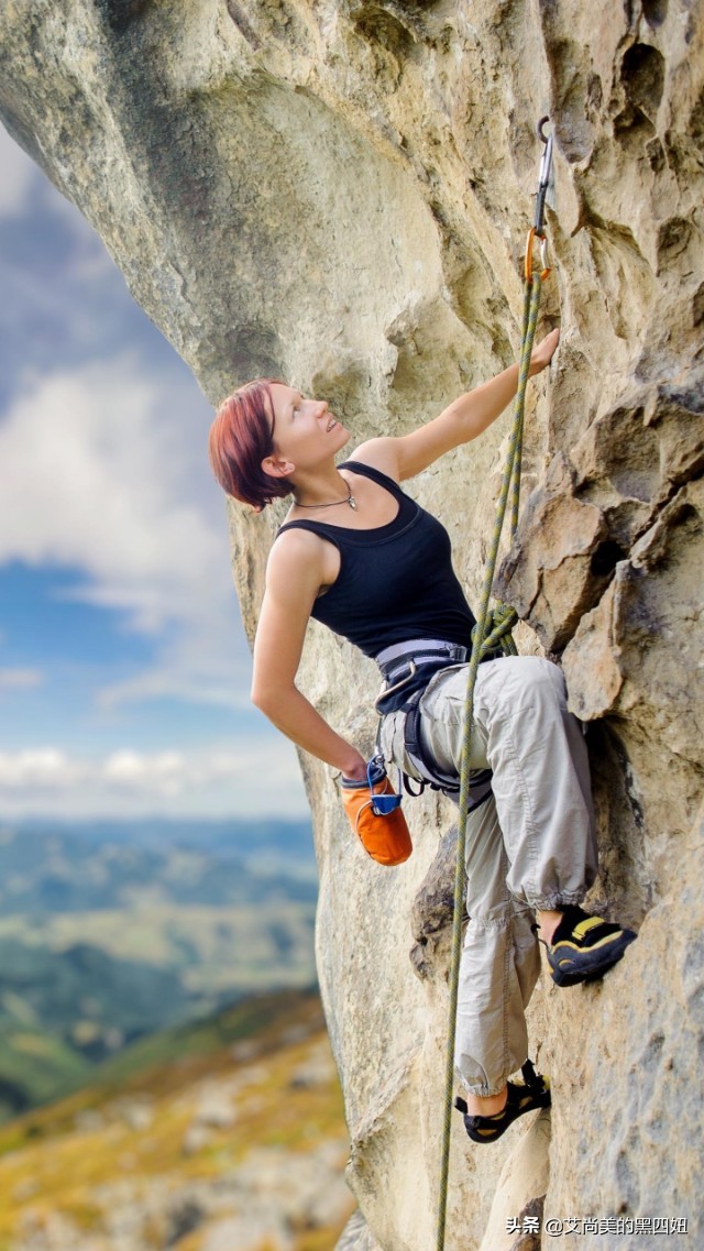 直播销售化妆品技巧和话术大全,普通化妆品和名牌化妆品对比话术