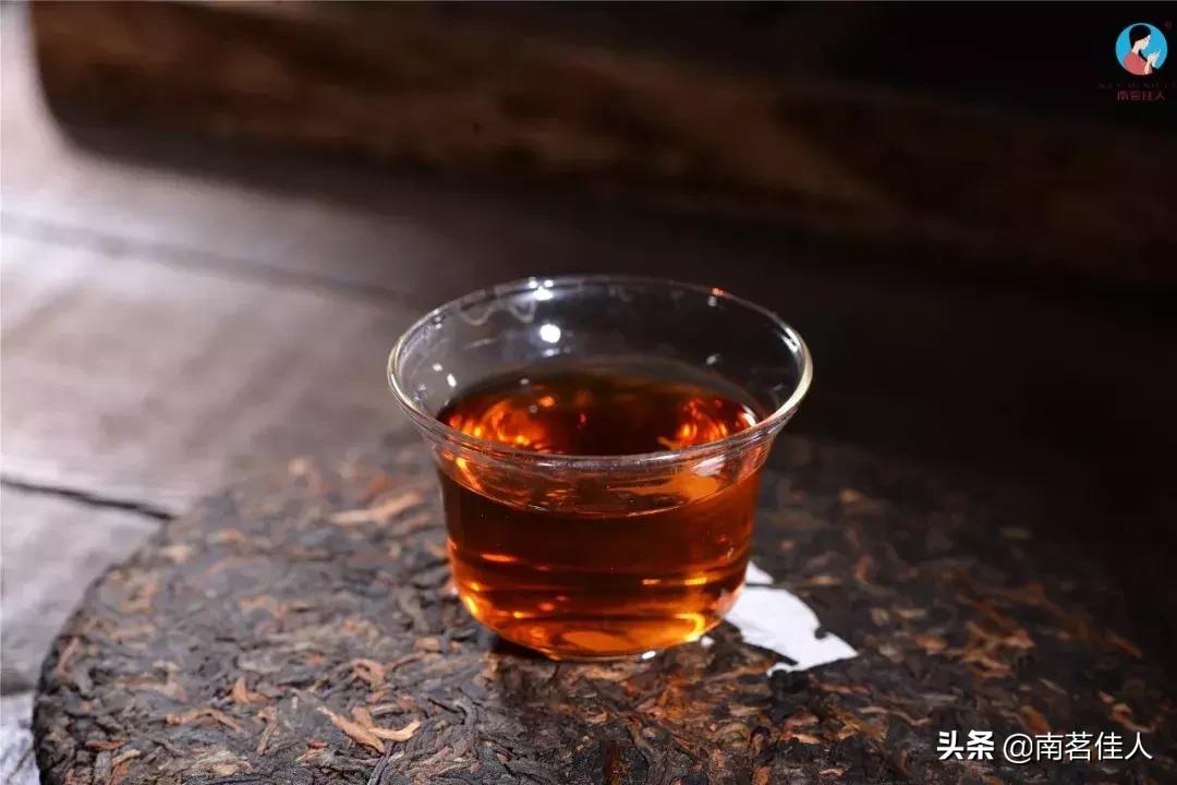 碎玉坠琼芳，流年忆甜柔