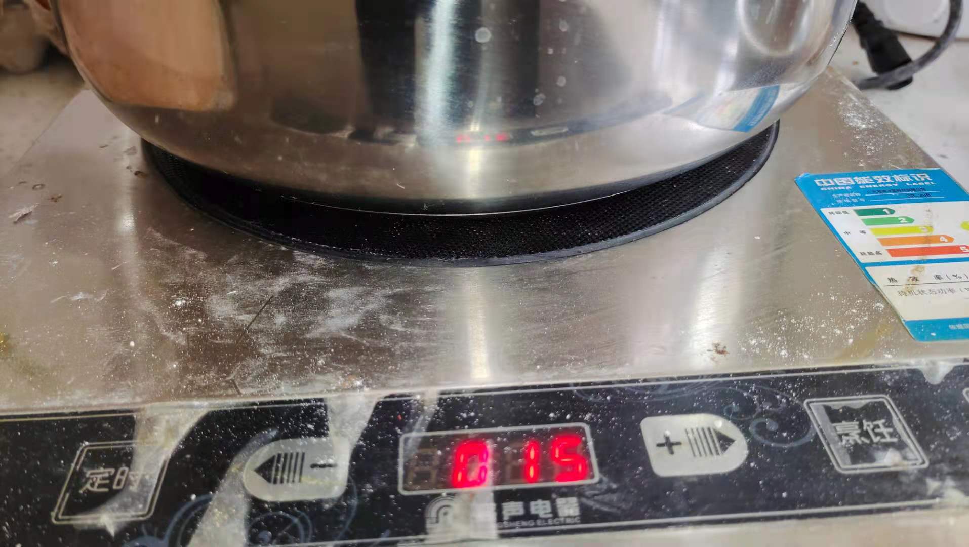 蒸包子是冷水蒸还是开水蒸包子,蒸包子是热水还是凉水蒸包子好