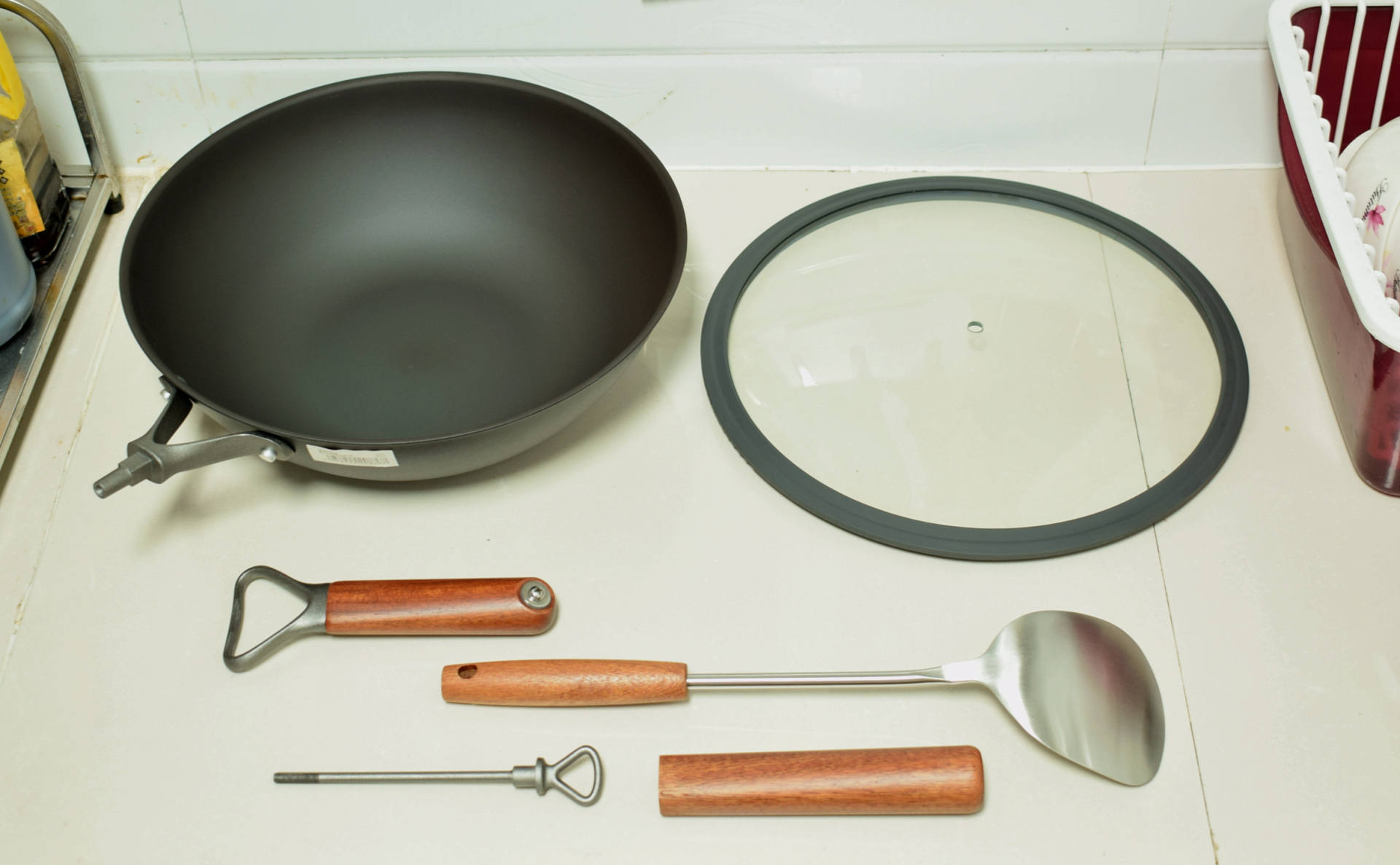 不沾油烟的炒菜锅,最好的炒菜铁锅推荐