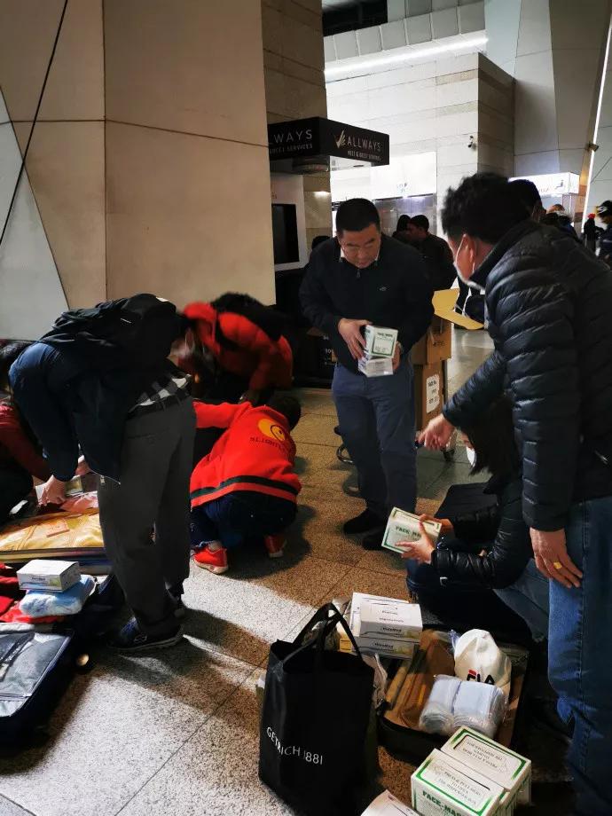 《我不是药神》原型再次出国采购：平凡的人总有不平凡的一面