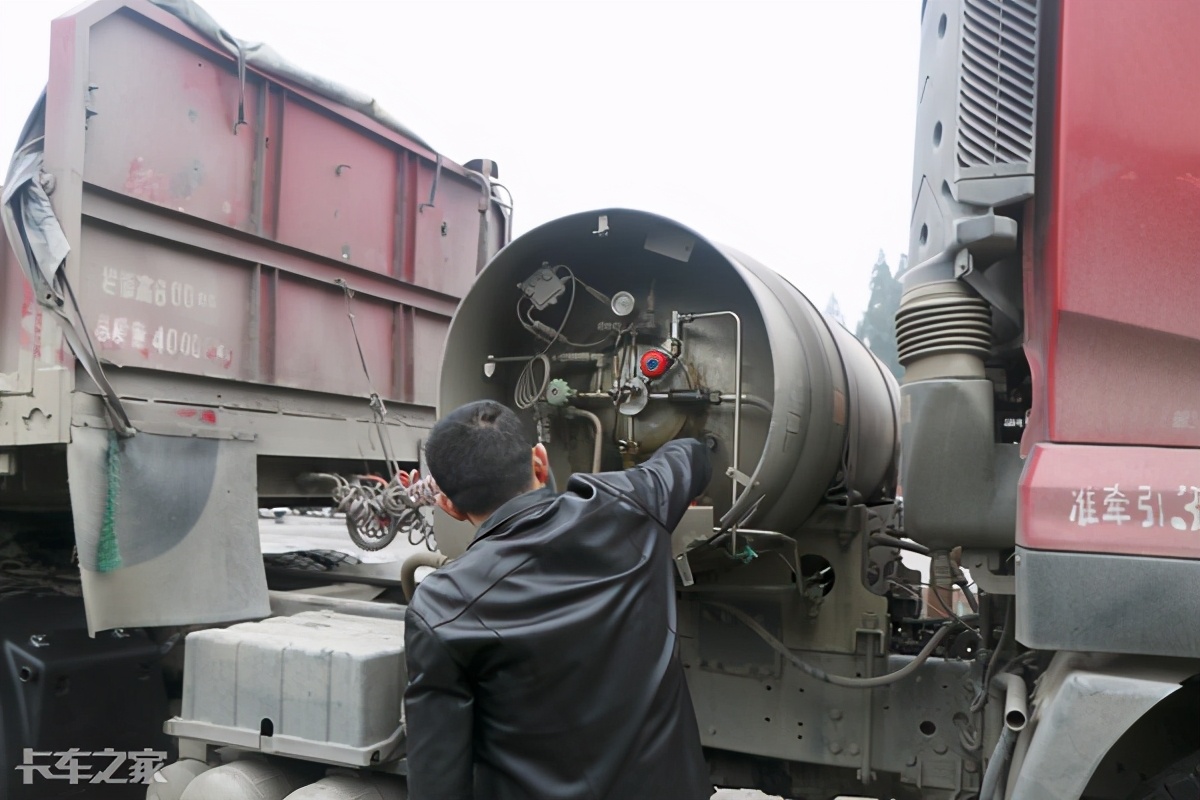 lng卡车结冰,lng卡车过气量大结冰