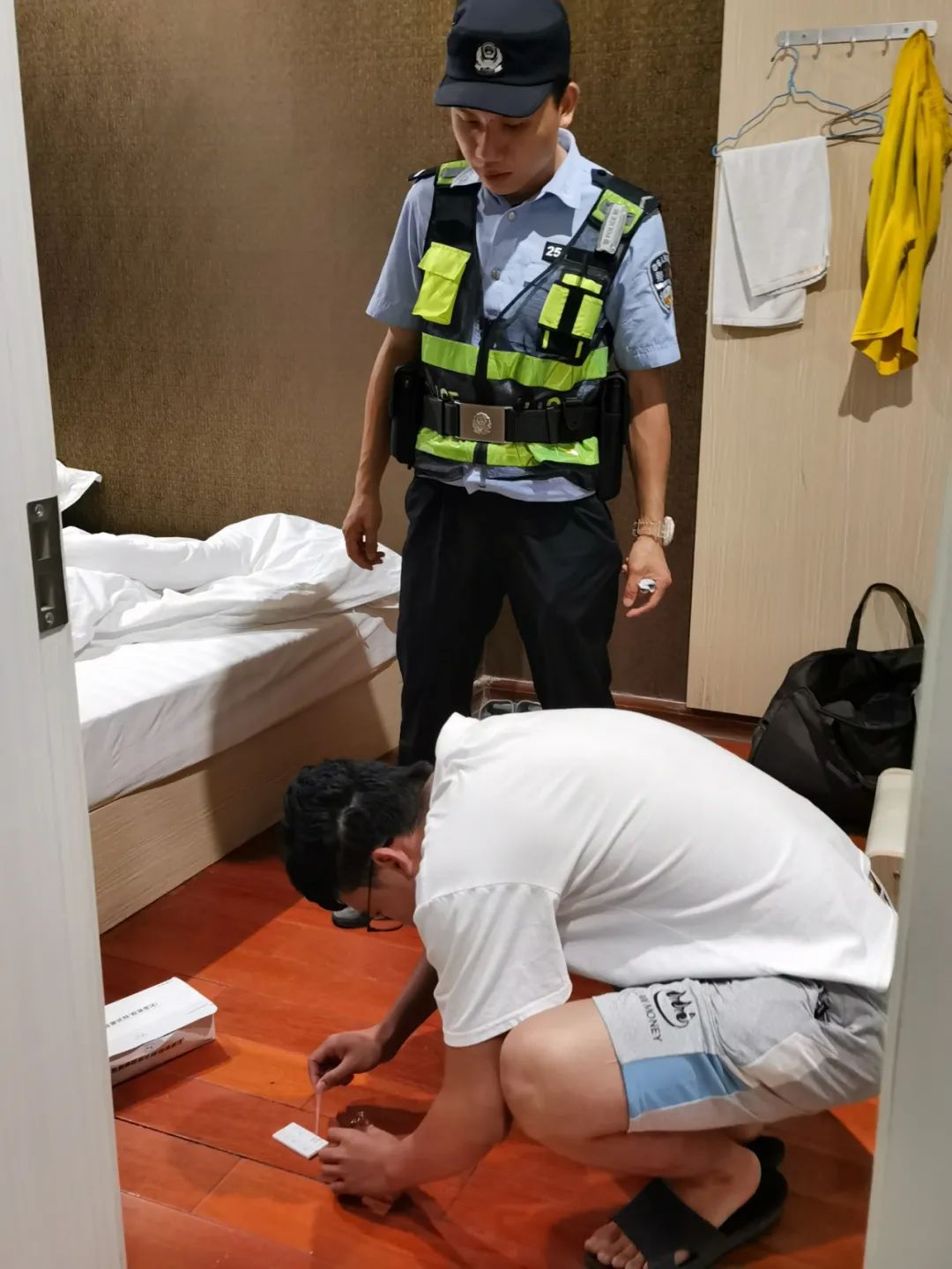 【“2021•禁毒夏季攻势”】出动1300多警力，来宾公安启动大排查、大整治、大收戒专项行动