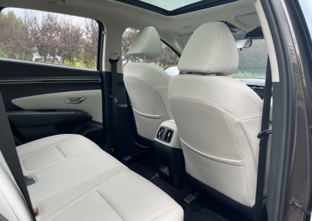 20万新款途胜,现代途胜l2024款用车感受