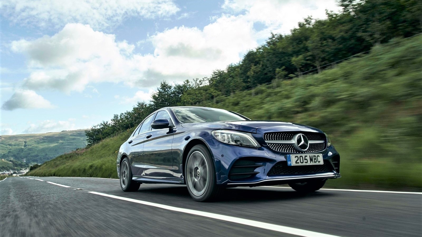 买BBA轿车，到底有必要上四驱吗？