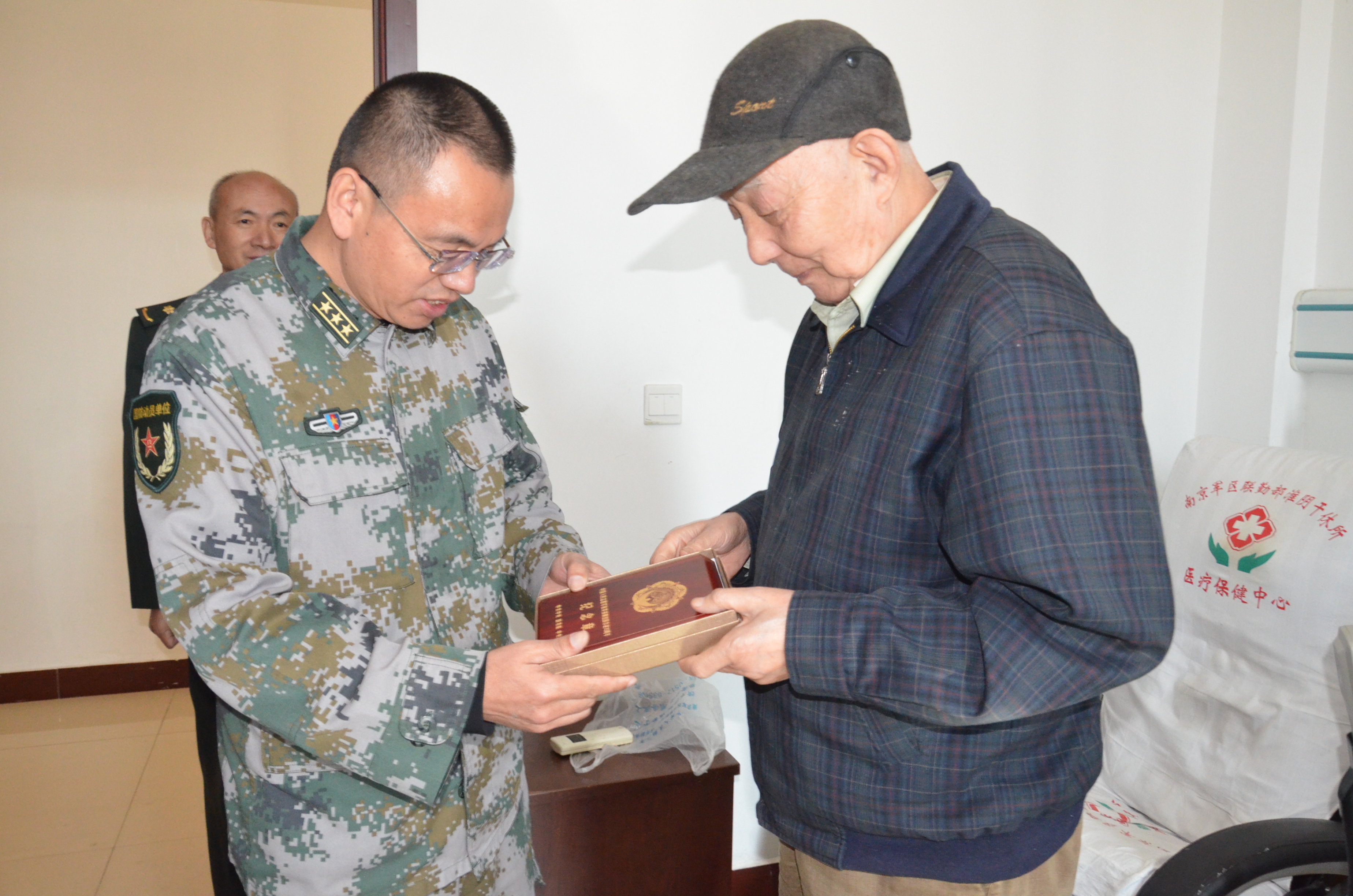 坚守初心担使命服务员工接地气,践行初心使命做好服务保障