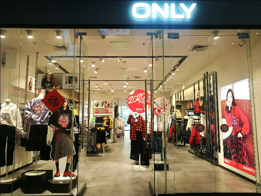 冷清清的商场现状,冷清依旧的商场