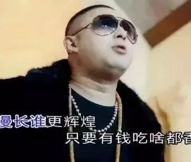 00后拎肥料袋上大学,大学生返校打包袋