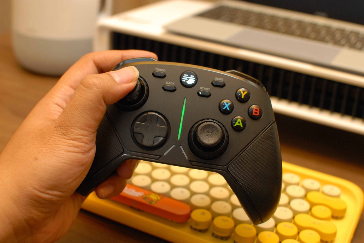 北通阿修罗3s线性扳机,北通阿修罗3微动摇杆