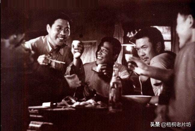 丁一在咱们的牛百岁里扮演谁,丁一和陈裕德的电视剧