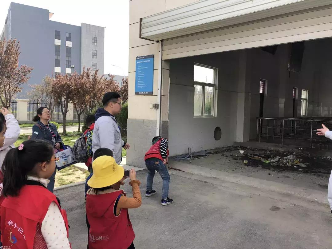 污水处理厂小记者,污水处理厂小朋友参观讲解